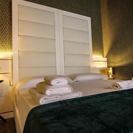 Nel Cuore Dell'Aquila Bnb Extérieur photo