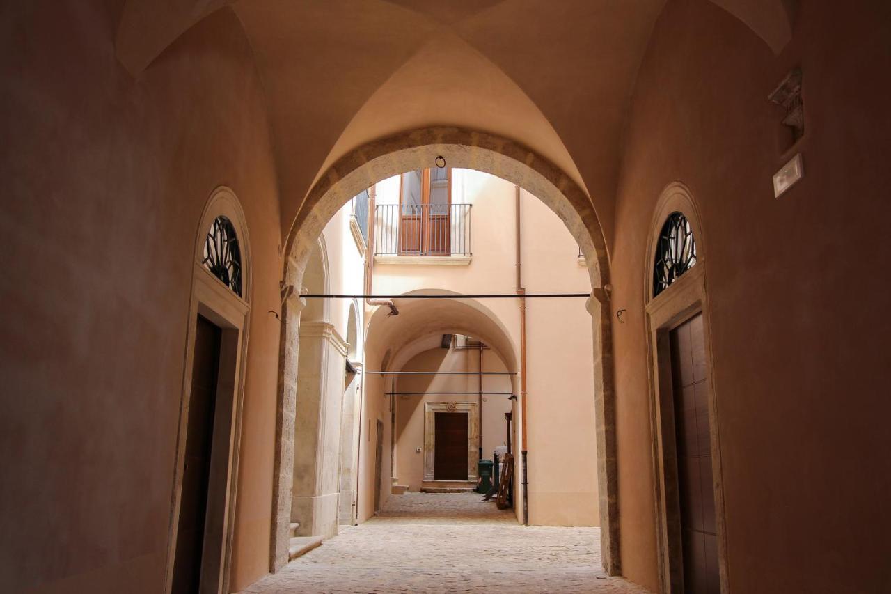Nel Cuore Dell'Aquila Bnb Extérieur photo